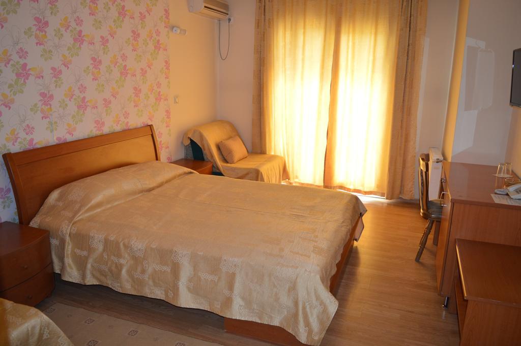 Vip Hotel Skopje - New Management Extérieur photo