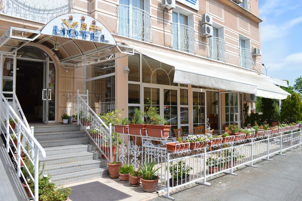 Vip Hotel Skopje - New Management Extérieur photo