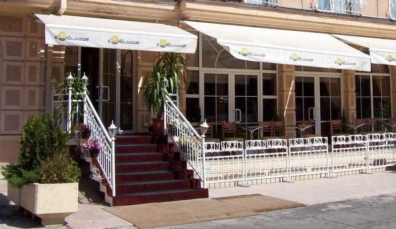 Vip Hotel Skopje - New Management Extérieur photo